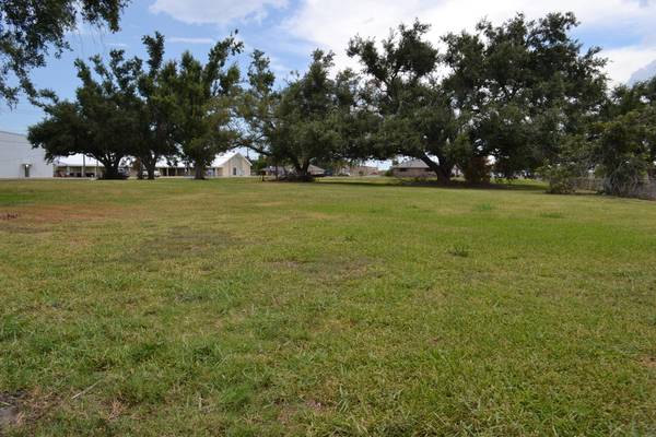 LOT 1 Oakridge Dr, Golden Meadow, LA 70357