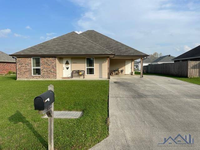 2555 Pineridge, Thibodaux, LA 70301