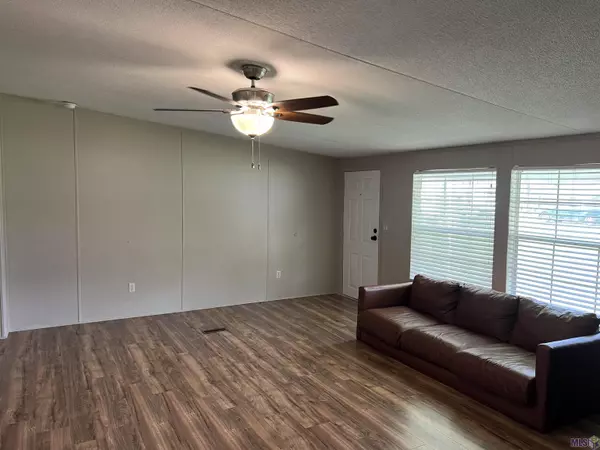 Walker, LA 70785,27225 Glascock Ln