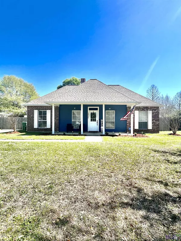 32721 Hemingway Ave, Denham Springs, LA 70706