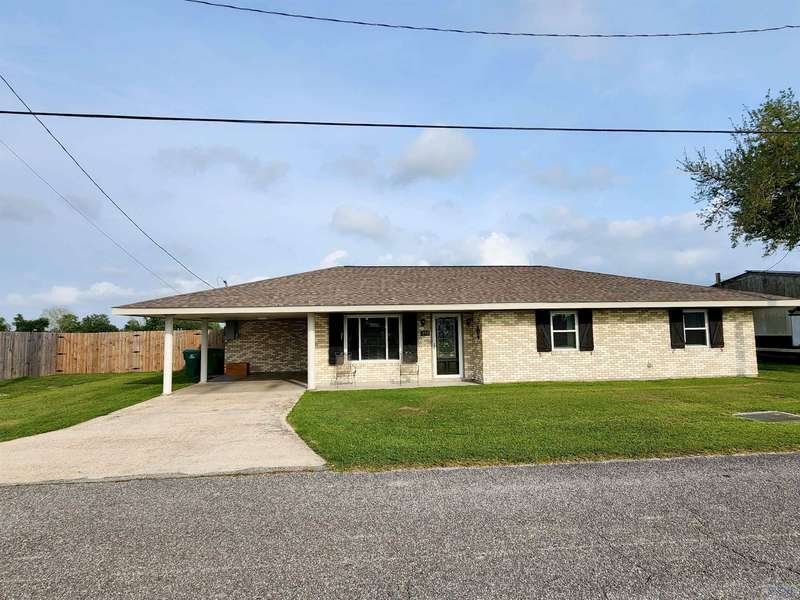 199 Green Acres St, Larose, LA 70373