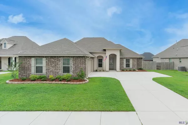 6313 Soaring Dr, Gonzales, LA 70737