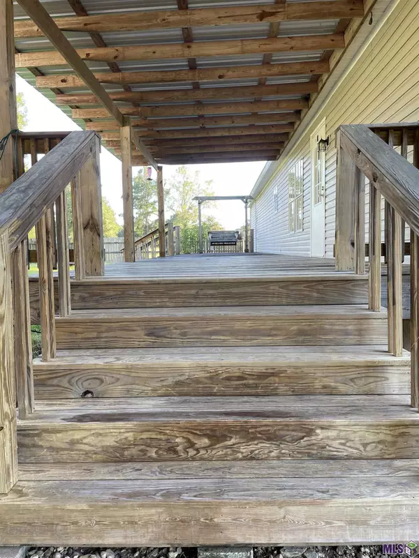 Slaughter, LA 70777,2300 Munson Dr