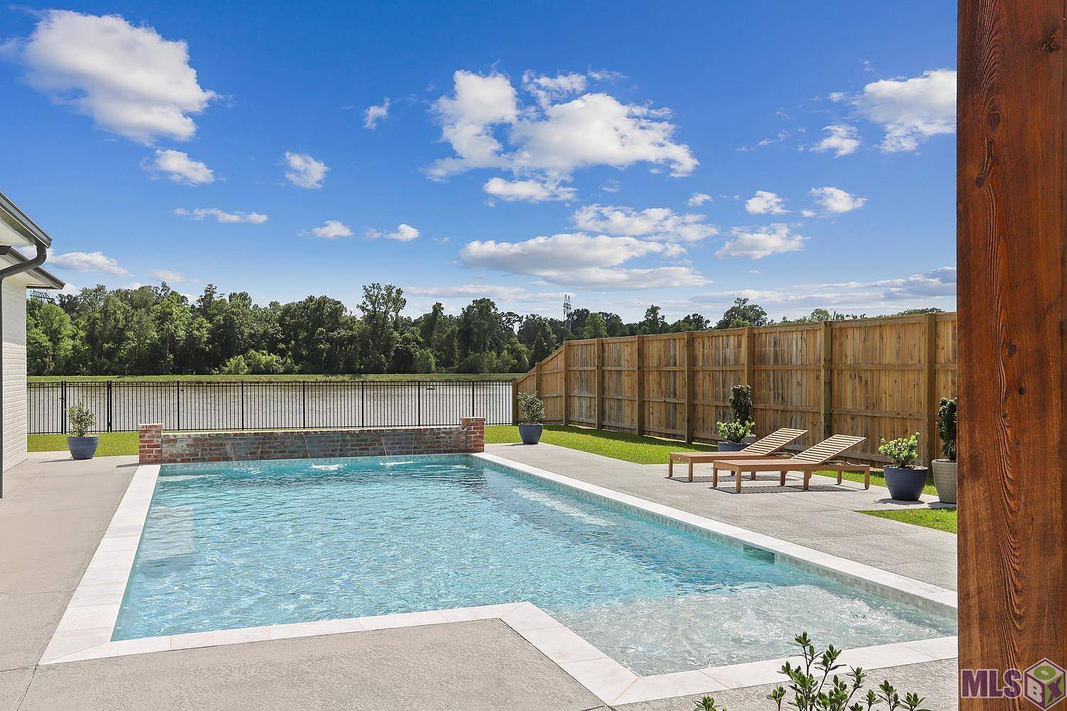 36137 Westin Ridge Dr, Geismar, LA 70734