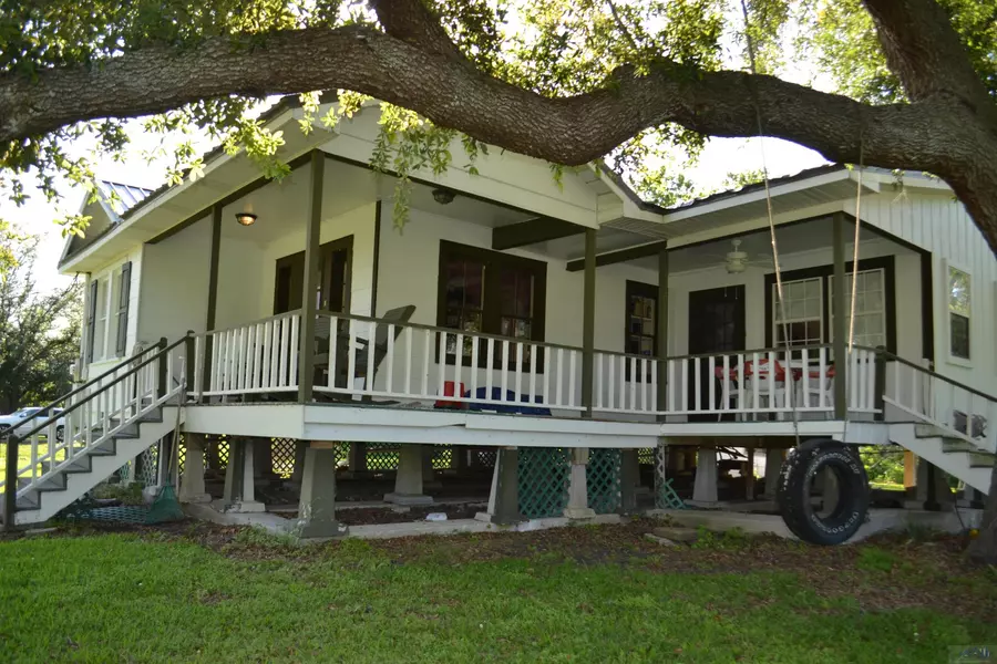 389 East 16th Street, Larose, LA 70373