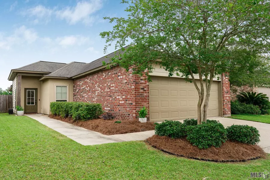 1360 Spanish Lakes Ave, St Gabriel, LA 70776