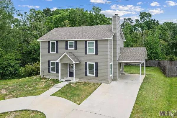 27181 Woods Edge Ln, Walker, LA 70785