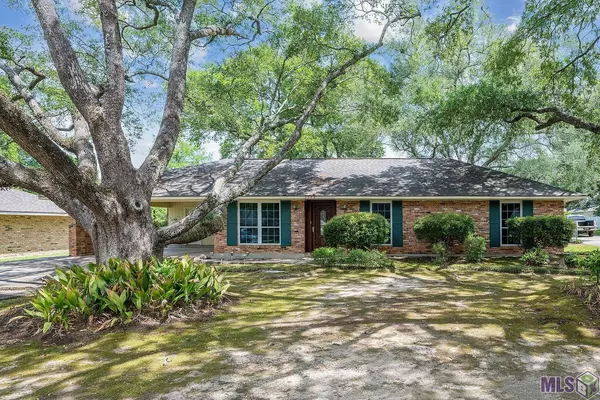 3549 Oak Hills St, Zachary, LA 70791