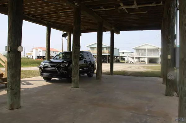 Grand Isle, LA 70358,130 Iberville Ln