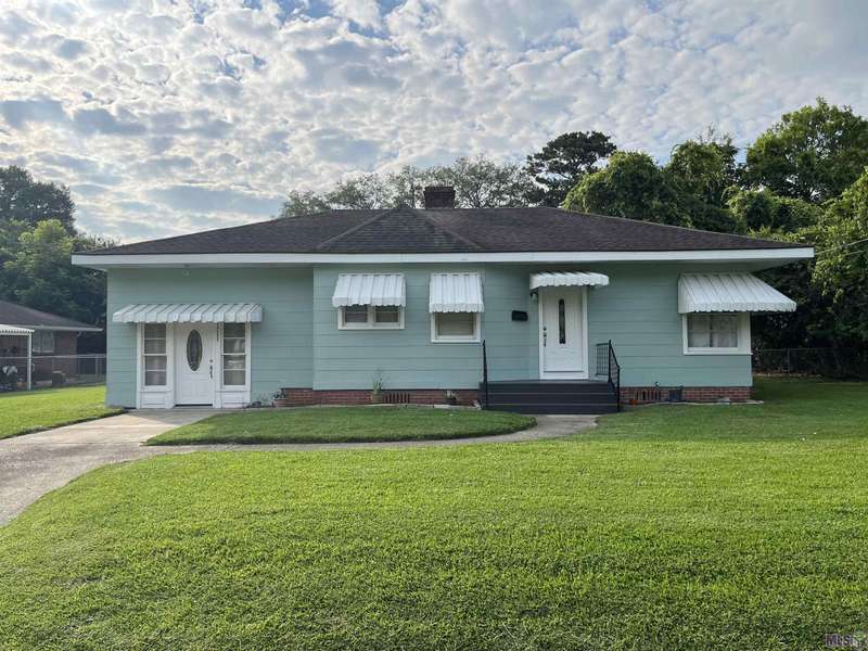 58240 Robertson St, Plaquemine, LA 70764