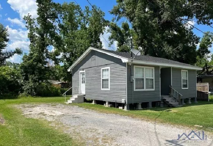 Houma, LA 70364,269 Carlos Street