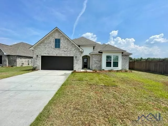 318 Taylor James Way, Houma, LA 70364