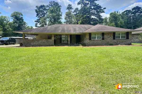 16428 Comanche Ave, Greenwell Springs, LA 70739