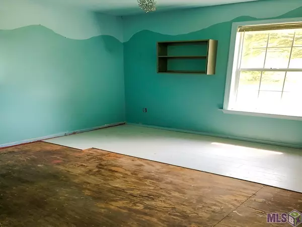 Holden, LA 70774,28980 La Hwy 441