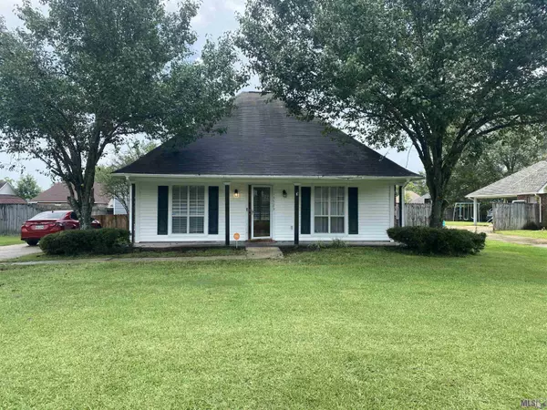 13523 S Trace, Walker, LA 70785