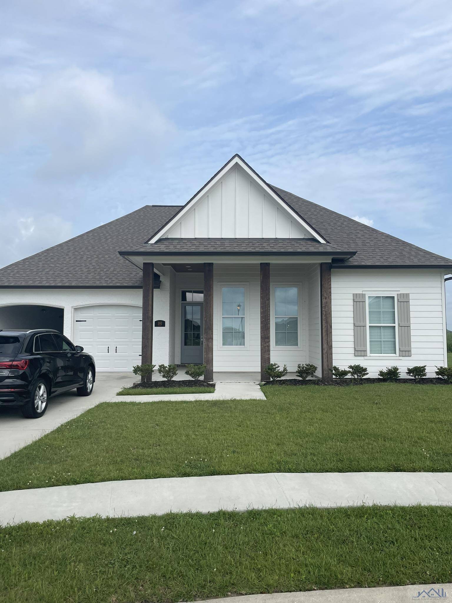 181 Margie St, Thibodaux, LA 70301