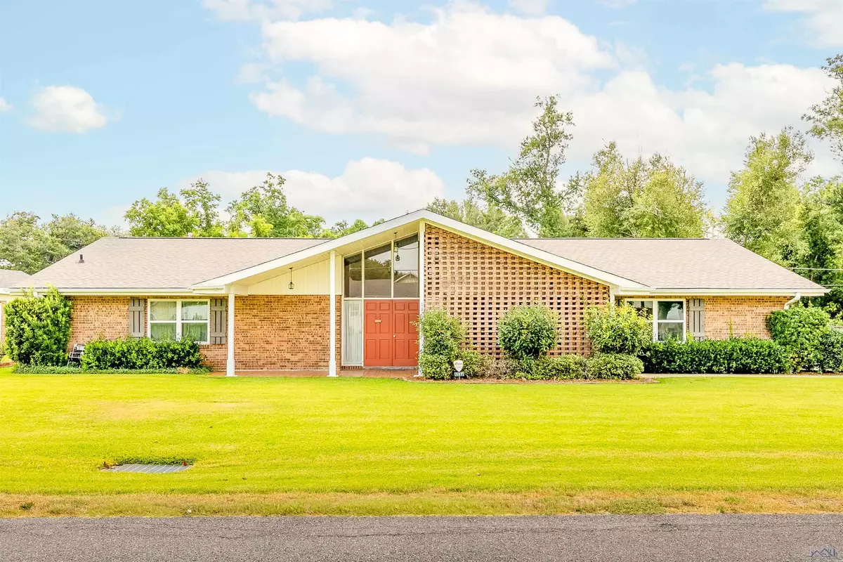 Thibodaux, LA 70301,107 Supercharge Drive
