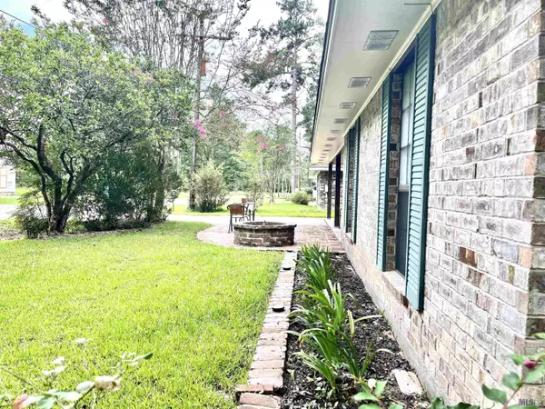 Walker, LA 70785,29803 Magnolia Dr