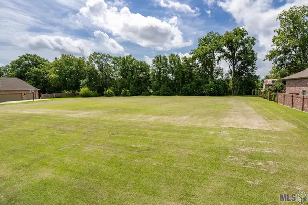 Lot 144 Island Dr, Plaquemine, LA 70764