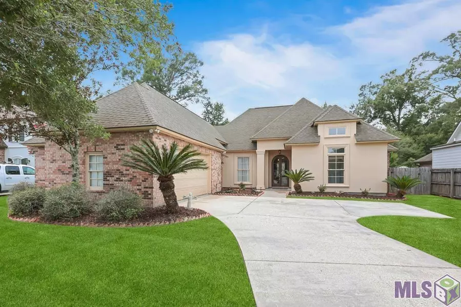 18013 Manchac Place Dr, Prairieville, LA 70769