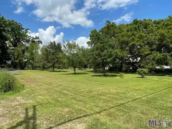 401 E Main St, Brusly, LA 70719