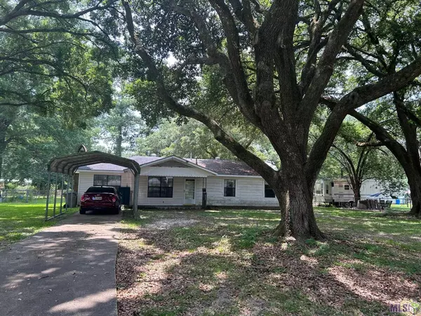 2220 N Magnolia Dr, Baker, LA 70714