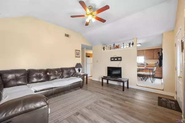 Laplace, LA 70068,1634 Jefferson St