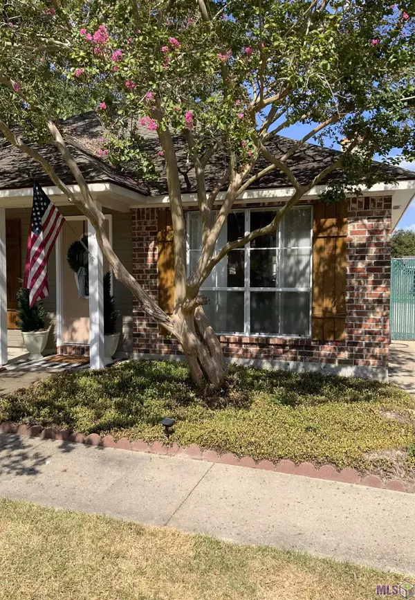 Greenwell Springs, LA 70739,10834 Sugar Pine Dr