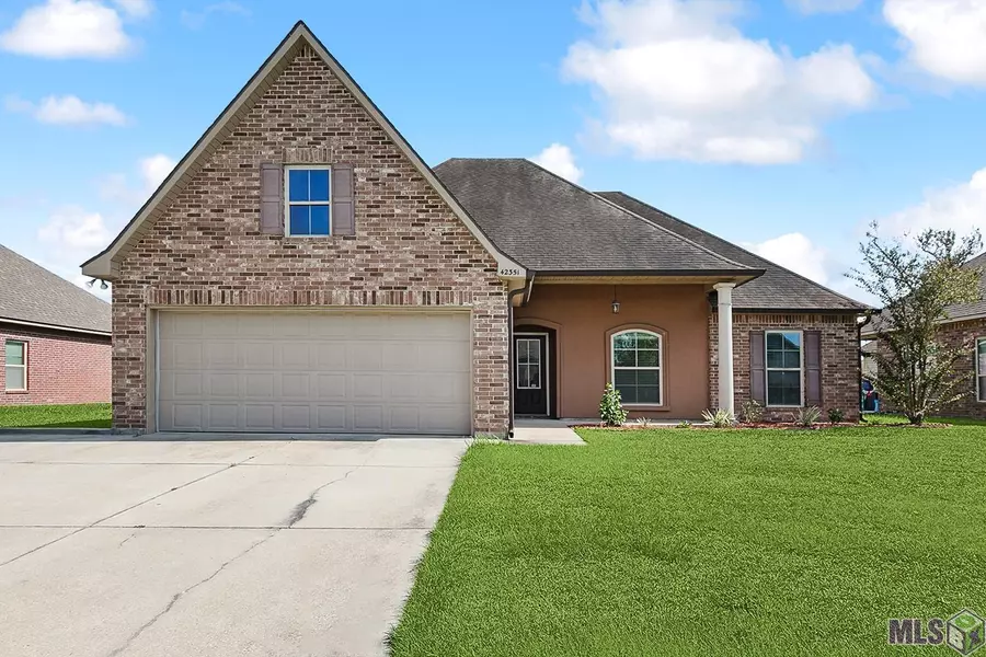 42351 Yellowstone Ave, Prairieville, LA 70769