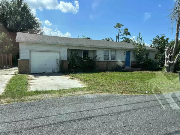 206 St Philip St, Raceland, LA 70394