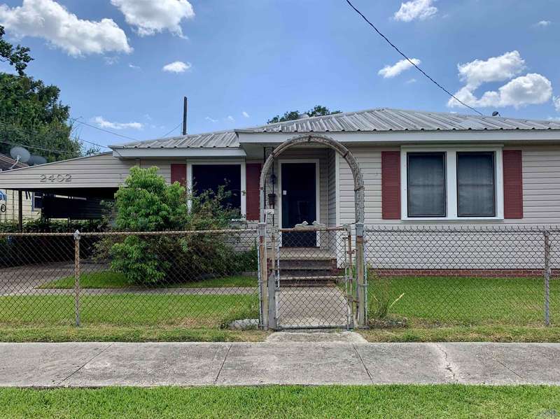 2402 Cypress St, Morgan City, LA 70380