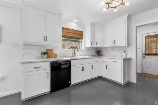 Baton Rouge, LA 70808,325 Seyburn Dr