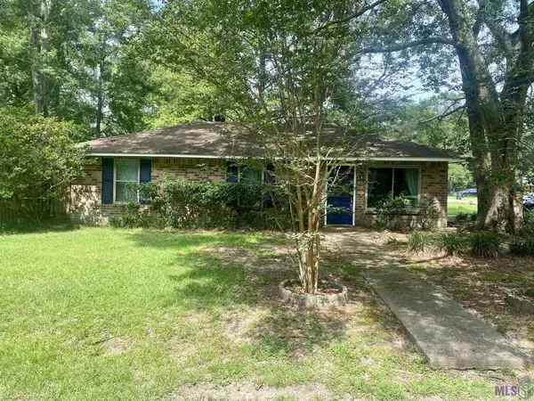 16944 Kenton Ave, Greenwell Springs, LA 70739