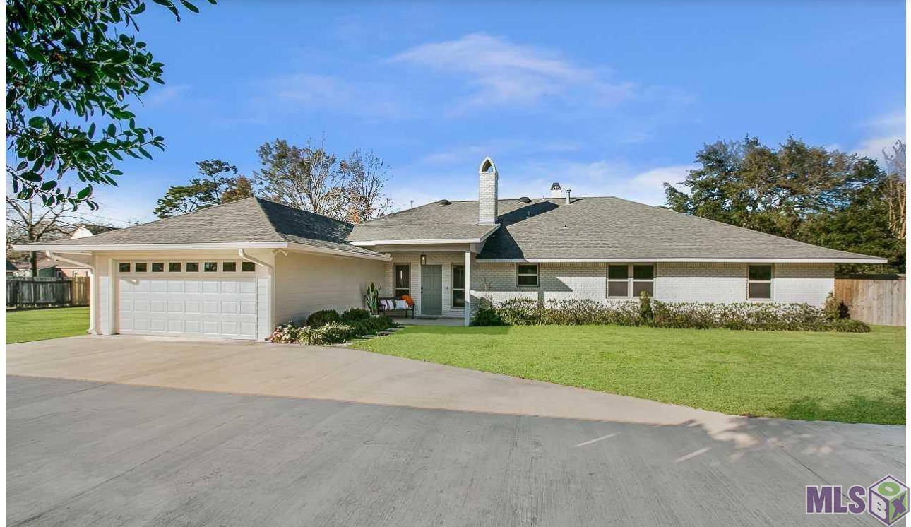 4820 Cottage Hill Dr, Baton Rouge, LA 70809
