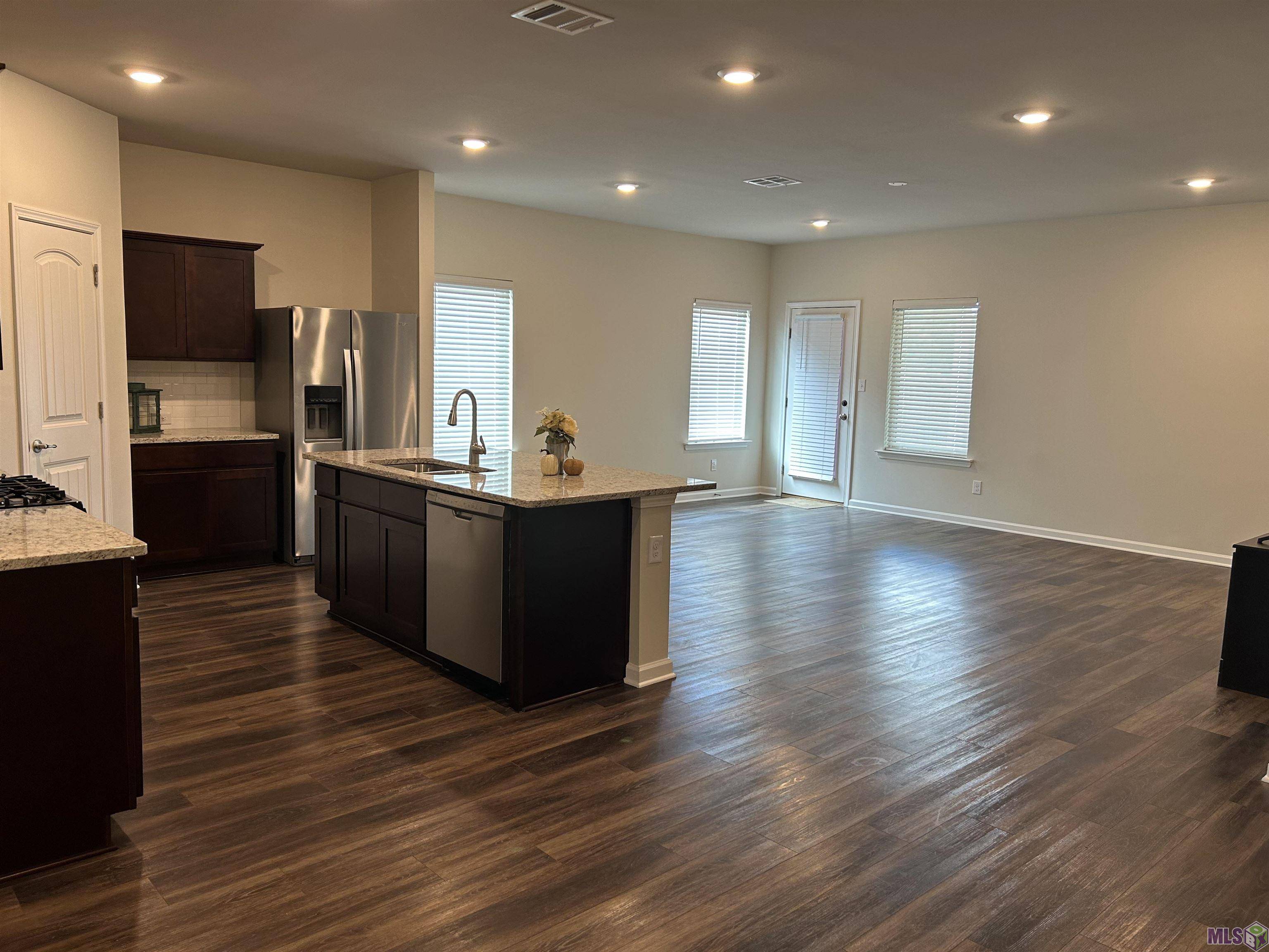 Zachary, LA 70791,2057 Dovefield Ave