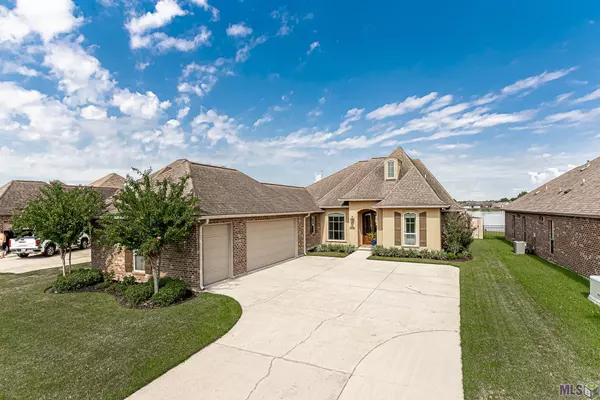 6103 Pelican Crossing Dr, Gonzales, LA 70737