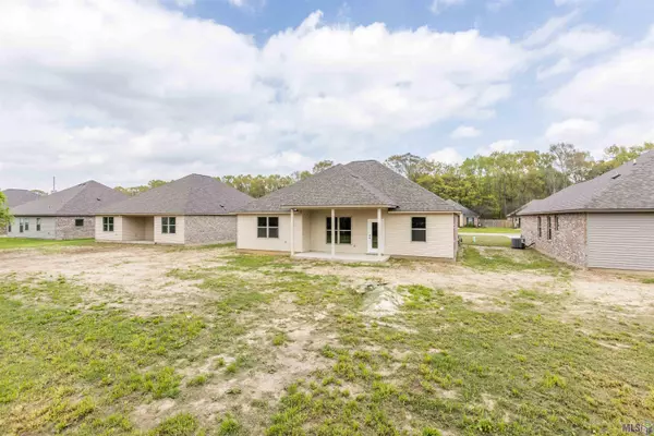 Port Allen, LA 70767,2377 Woodland Ct