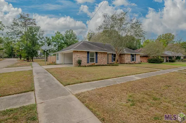 8652 Sharlane Dr, Baton Rouge, LA 70809