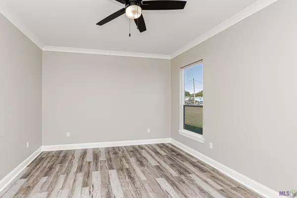 Port Allen, LA 70767,165 N 14th St