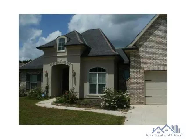 Schriever, LA 70395,2885 Quiet Oak Place