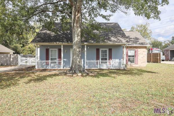 39370 Tommy Moore Rd, Gonzales, LA 70737