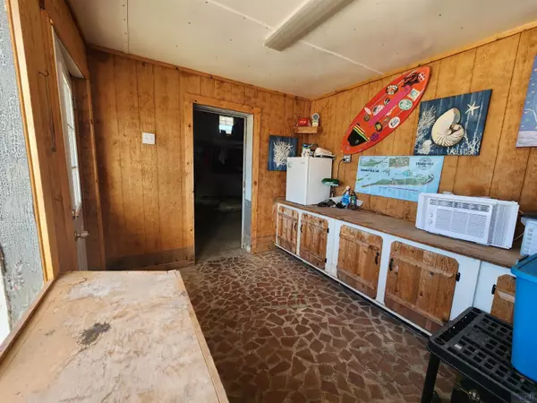 Grand Isle, LA 70358,3052 Highway 1