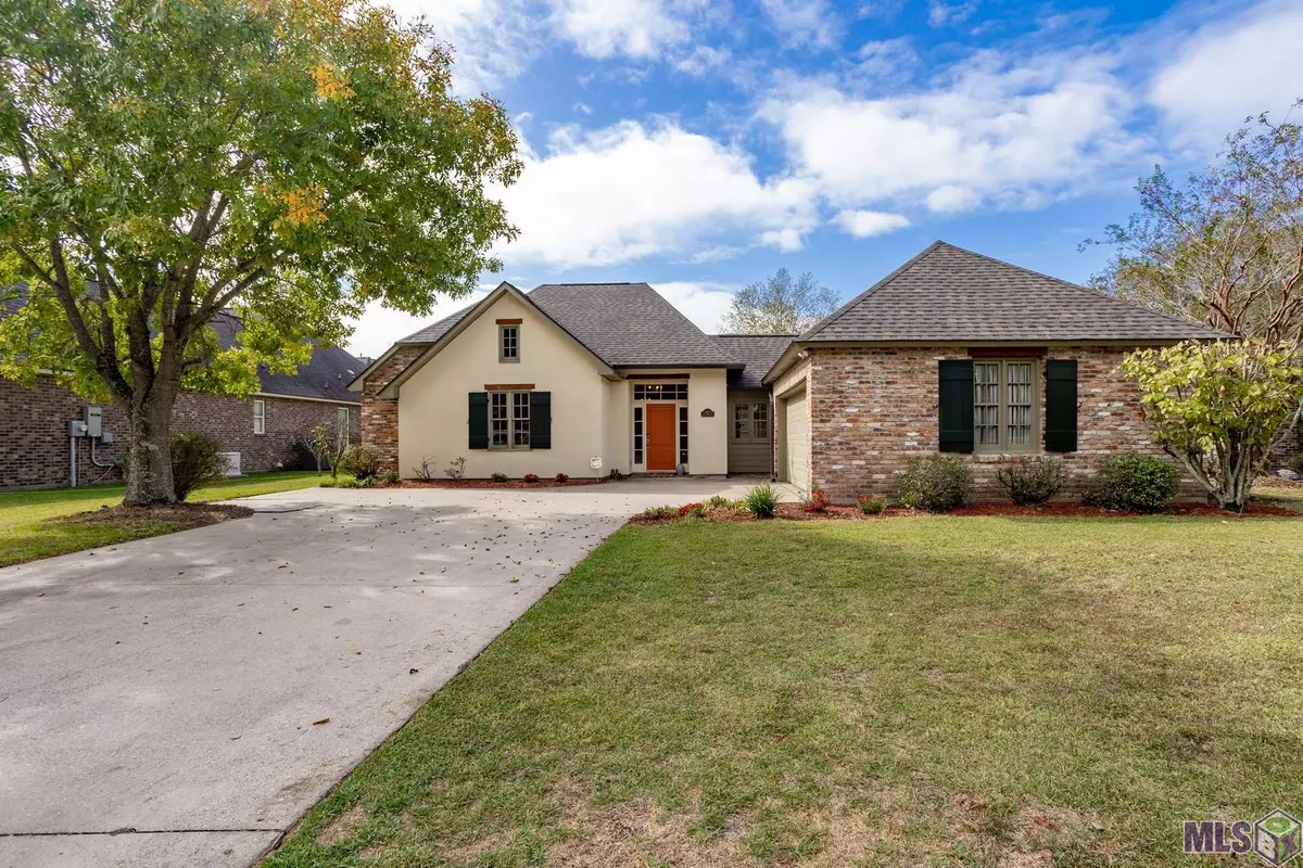 Brusly, LA 70719,447 W Main St