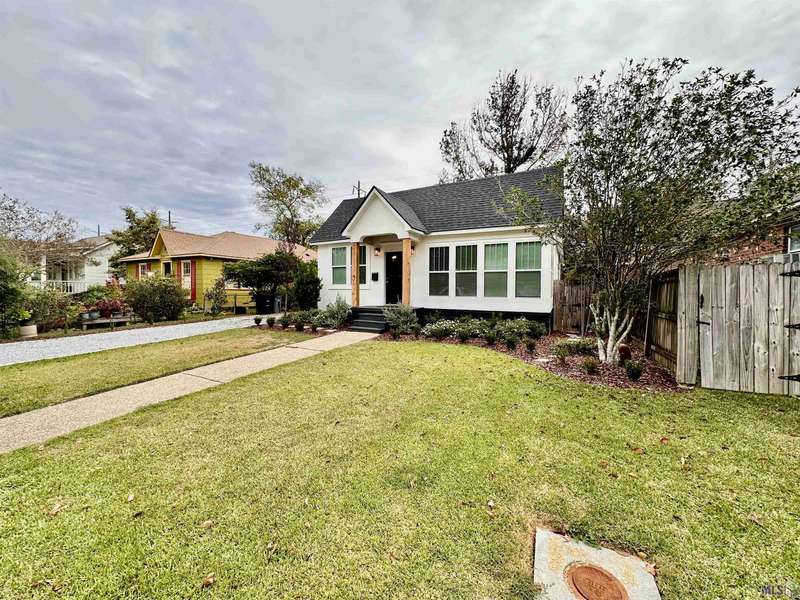 675 Longwood Dr, Baton Rouge, LA 70806