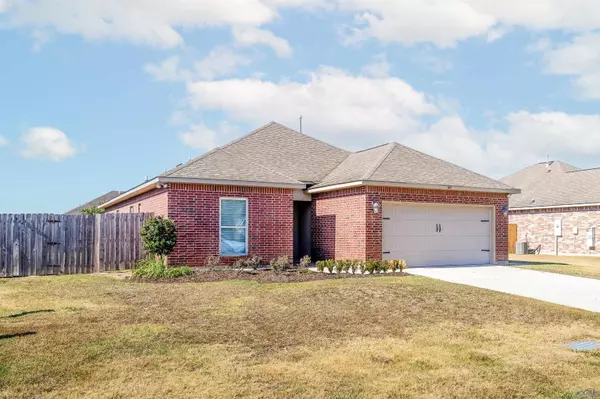 Thibodaux, LA 70301,145 Cottage Way