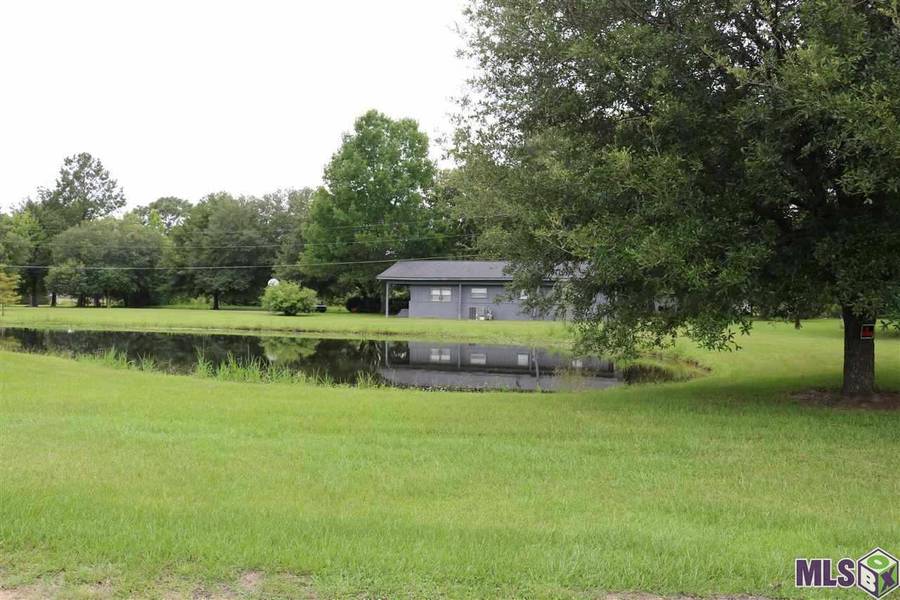 13585 Dunlap Hall Rd, Walker, LA 70785