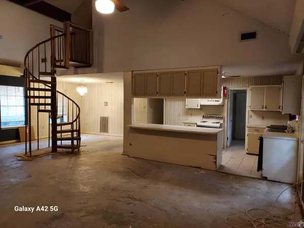 Zachary, LA 70791,5473 Fairway Dr