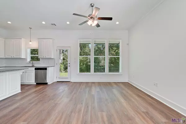 Baton Rouge, LA 70820,5928 Lake Shelf Dr ##D