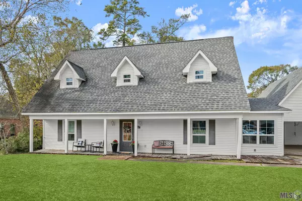 6227 N Bristle Cone Ct, Greenwell Springs, LA 70739