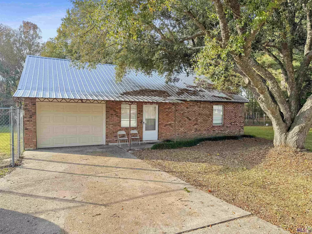 Zachary, LA 70791,9108 Zachary Slaughter Hwy